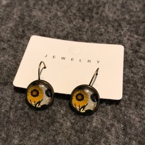 New! Antique gold-tone sunflower earrings